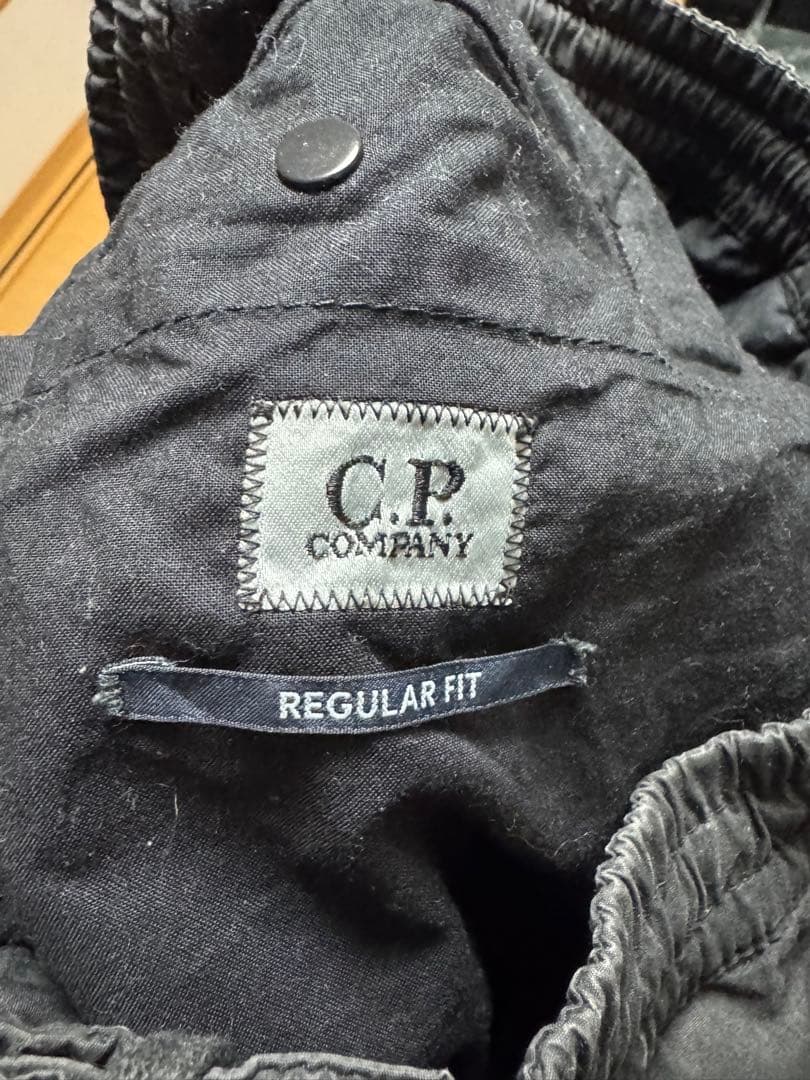 パンツ C.P. COMPANY 24SS CARGO TRACK PANTS