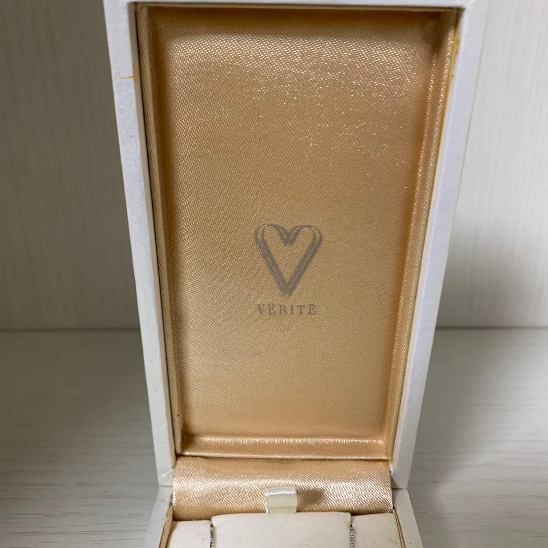 VERITE ネックレス