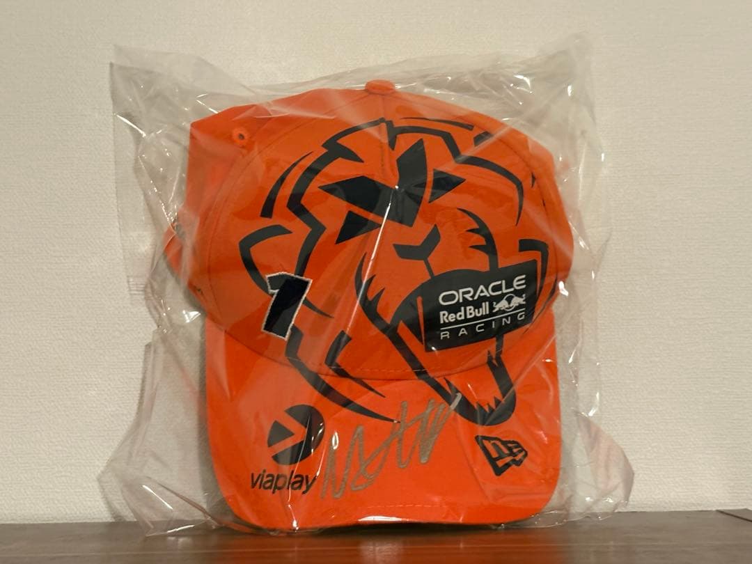 F1 マックス・フェルスタッペン　直筆サイン　キャップ　新品