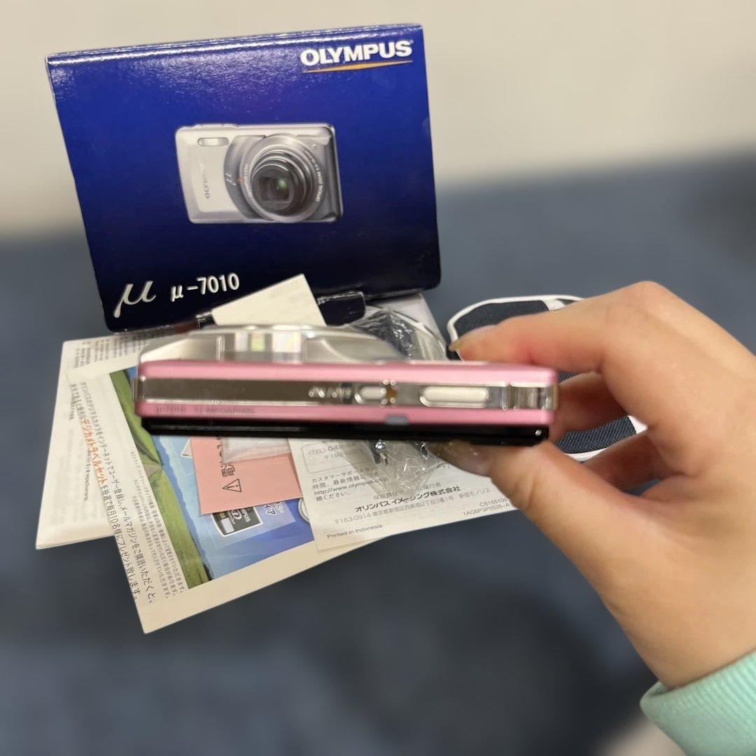 OLYMPUS μ-7010 ピンク デジタルカメラ