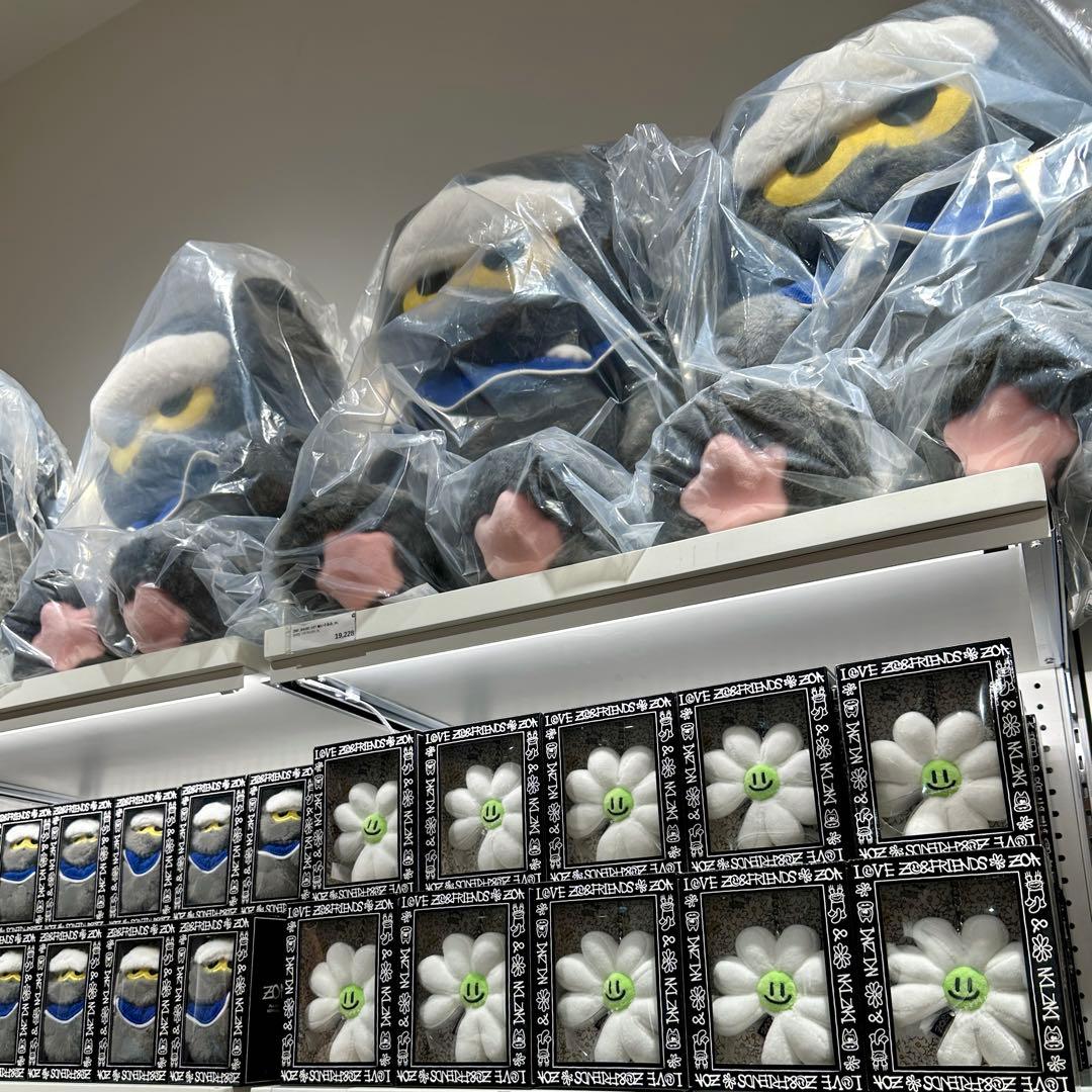 ZO&FRIENDS ZOA BIG ぬいぐるみ ポップアップ G-DRAGON