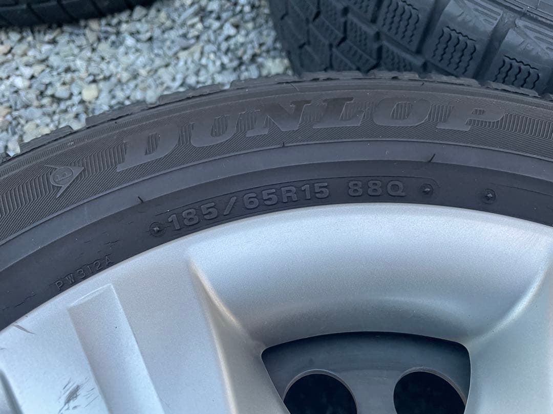日産純正　185/65R15 ホイール4本セット ダンロップスタッドレスタイヤ