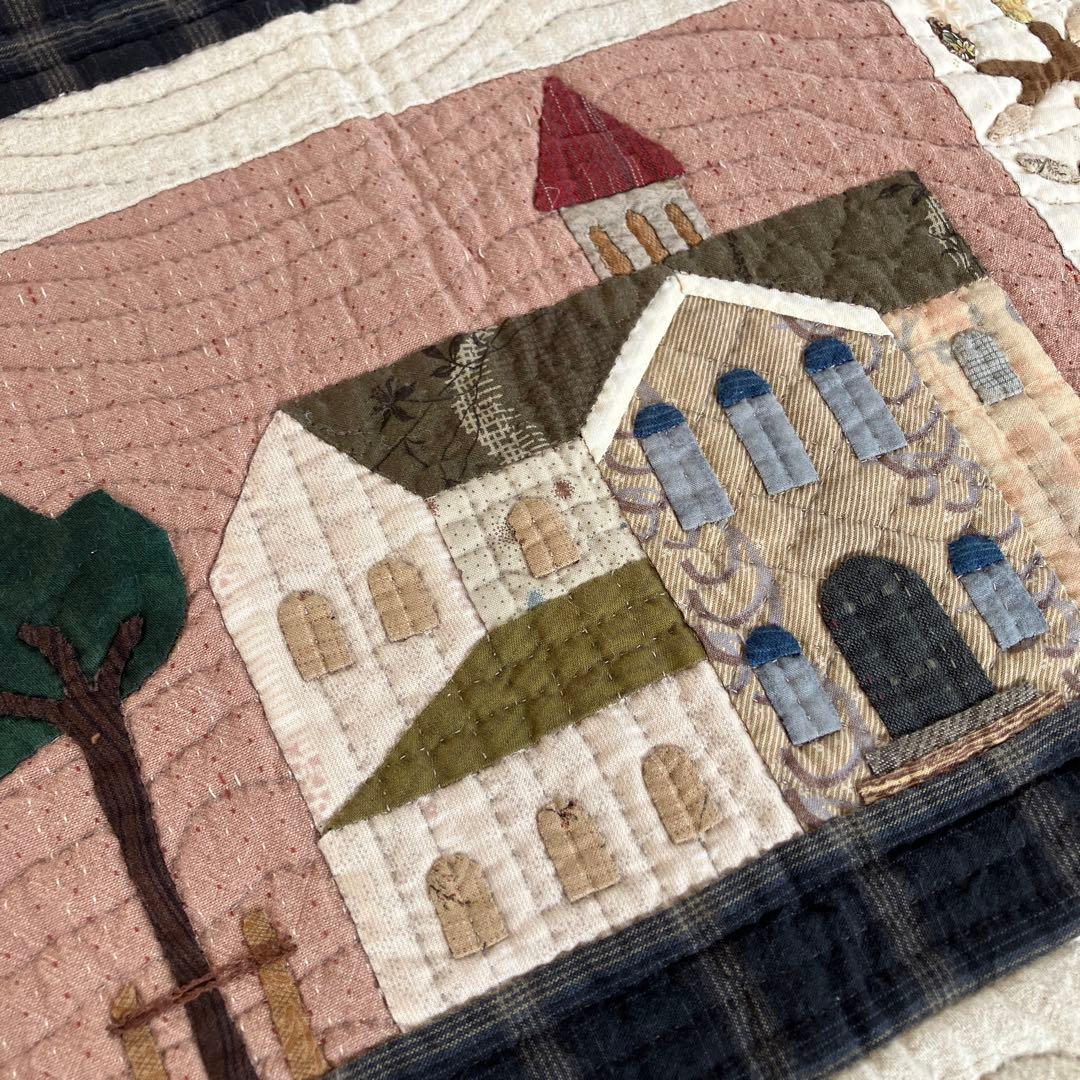 パッチワークキルト　ハウスのタペストリー　2枚　おまとめ　ハンドメイド