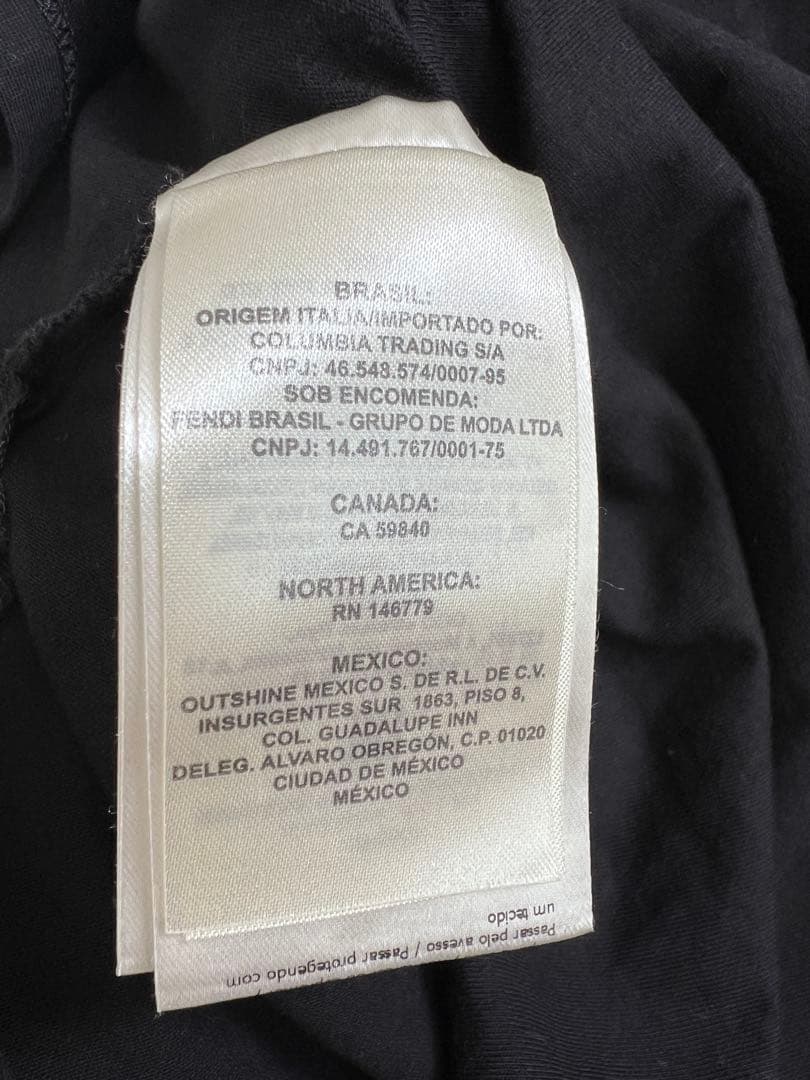 Fendi ロゴ Tシャツ 黒 半袖 レディース レア 良品 人気