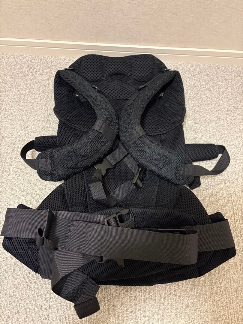 エールべべ ベビーキャリア スリー 抱っこひも BLACK