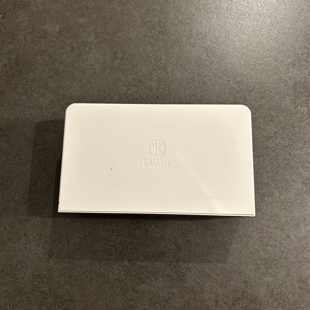 Nintendo Switch 本体とJoy-Conセット