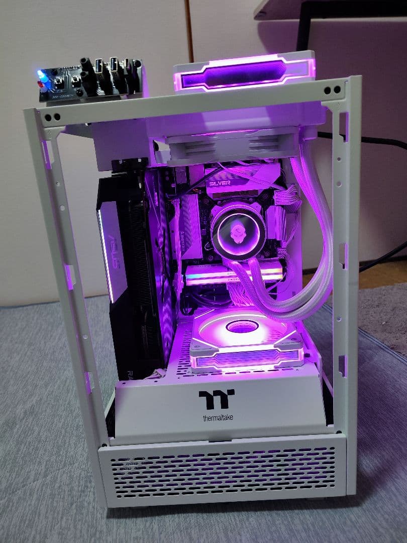 Windowsデスクトップ Intel Corei7-12700F + Radeon RX6700XT