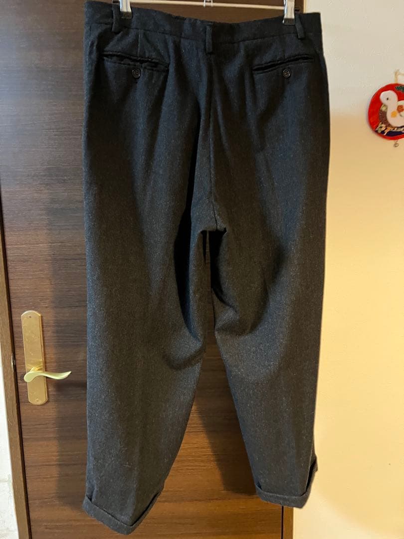 ジョルジオアルマーニ 黒タグ　カシミア混　ワイド