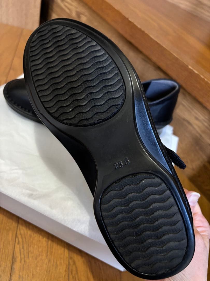 1月中SALE！インコルジュ　きれいめストラップシューズ　本革　ブラック