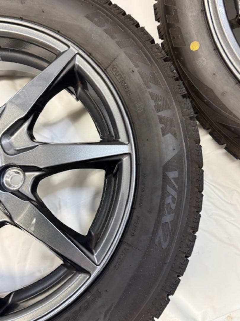 14インチ ブリヂストン スタッドレスタイヤ ホイール4本セット　2ヶ月使用