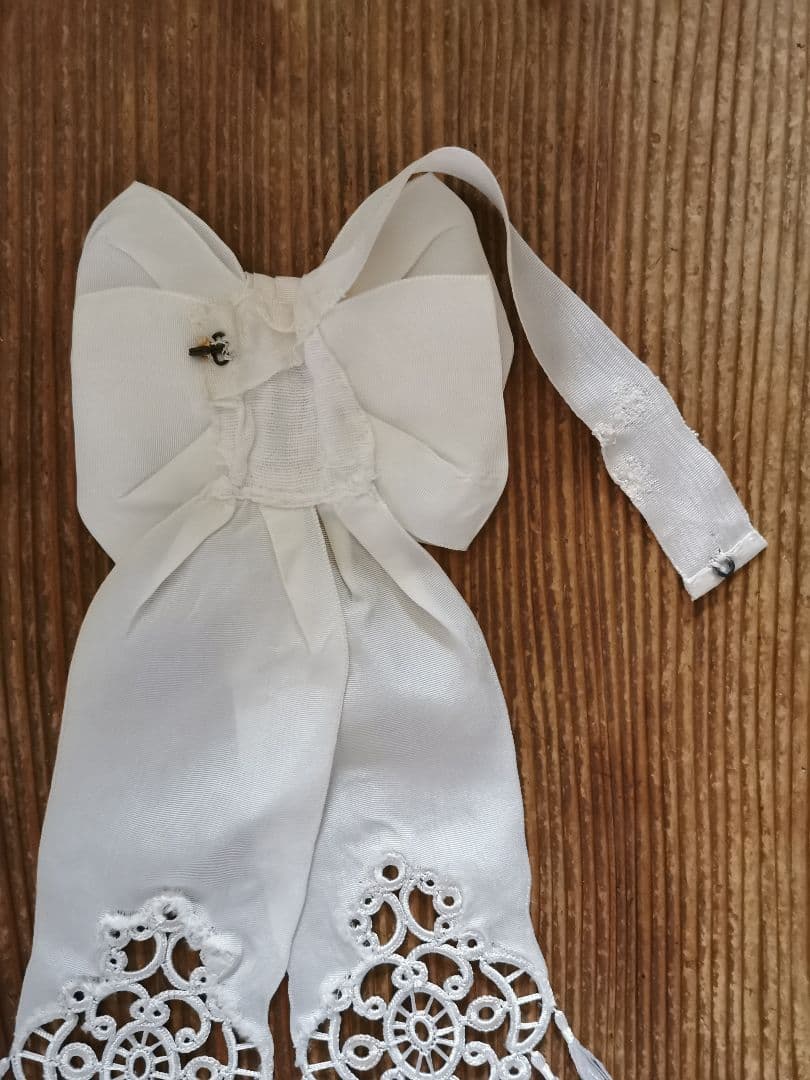 アンティーク 初聖体式 ダブルボウ腕章 透し幾何学紋 フリンジ装飾 オモニエール