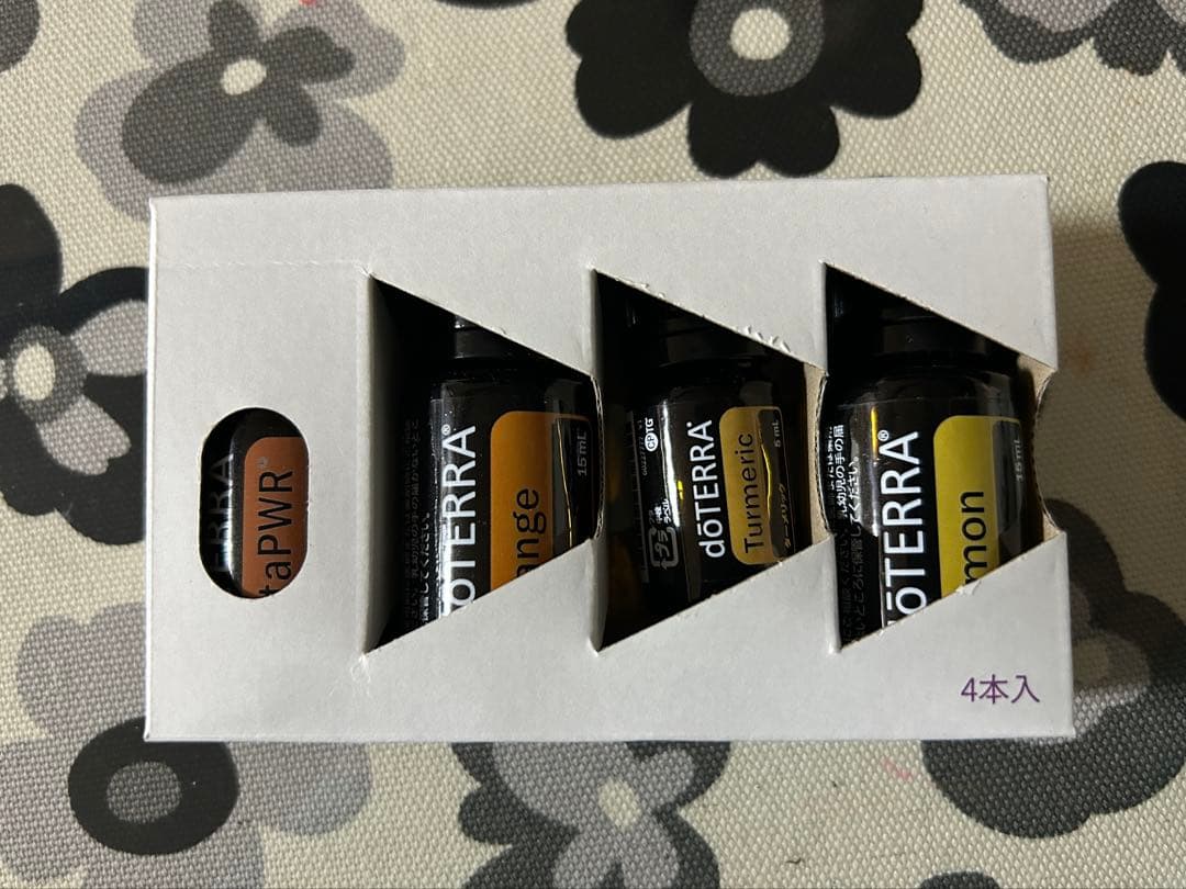 dōTERRA エッセンシャルオイルセット 4本入