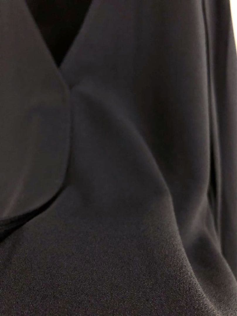 【WES GORDON】BLACK V-neck ette SHIRT