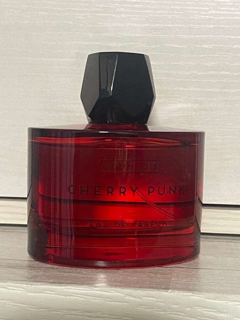 ルーム1015 チェリーパンク　Room 1015 Cherry Punk