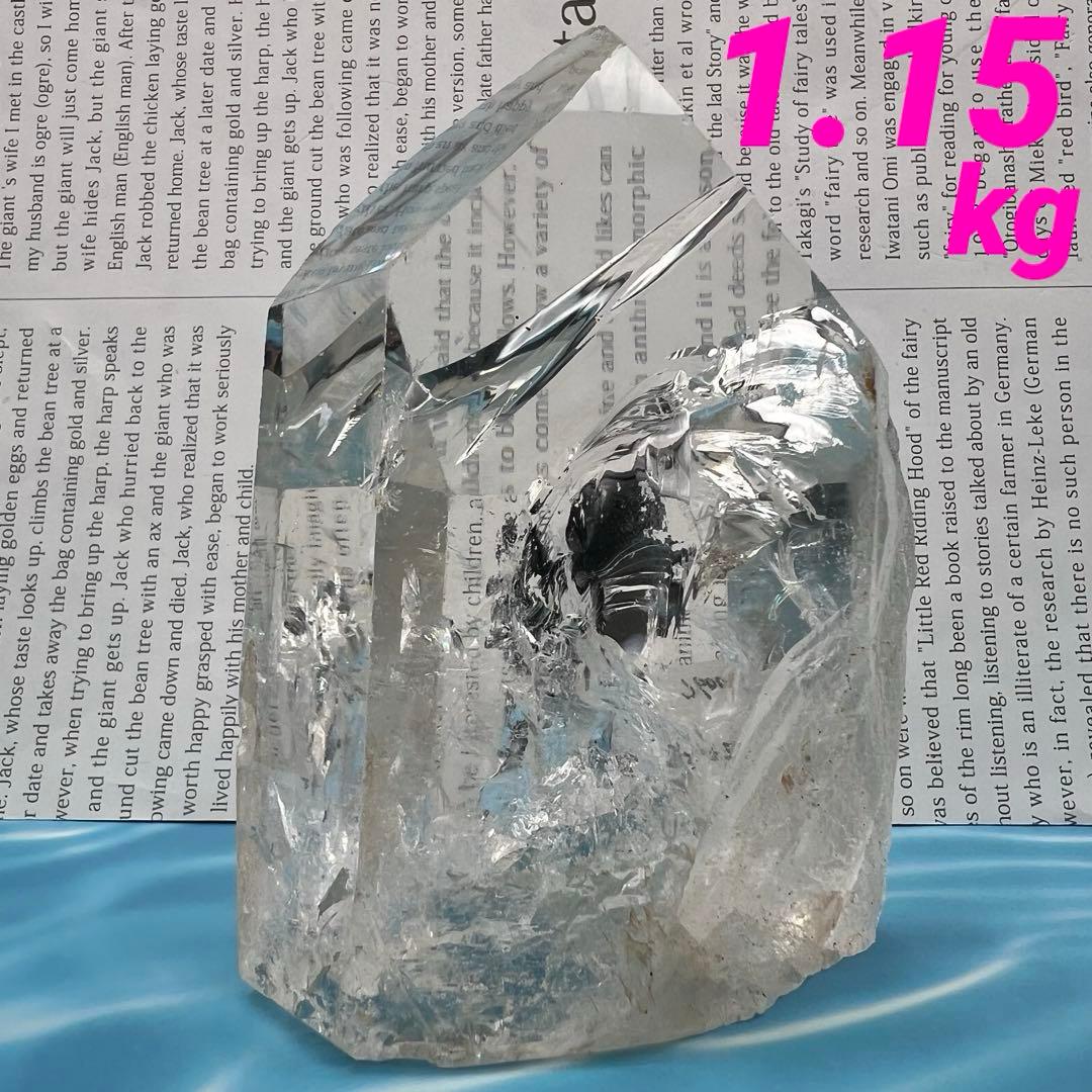 ✳✨激凄超逸品✨極上の高透明度✨超高品質 レインボー 水晶 六角柱 天然石 原石