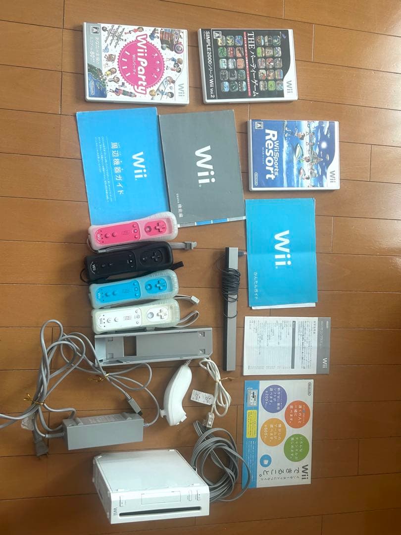 Wii本体　wiiカセット　wiiリモコン