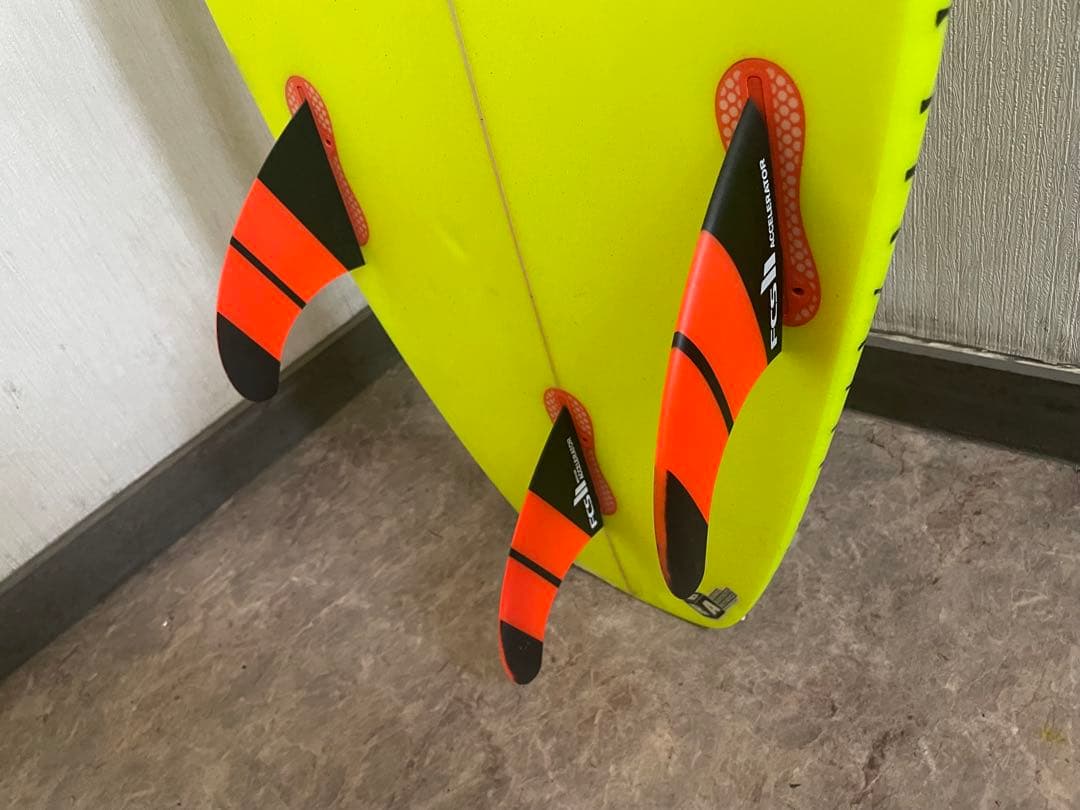 Justice ジャスティス Tajima タジマ ショートボード イエロー