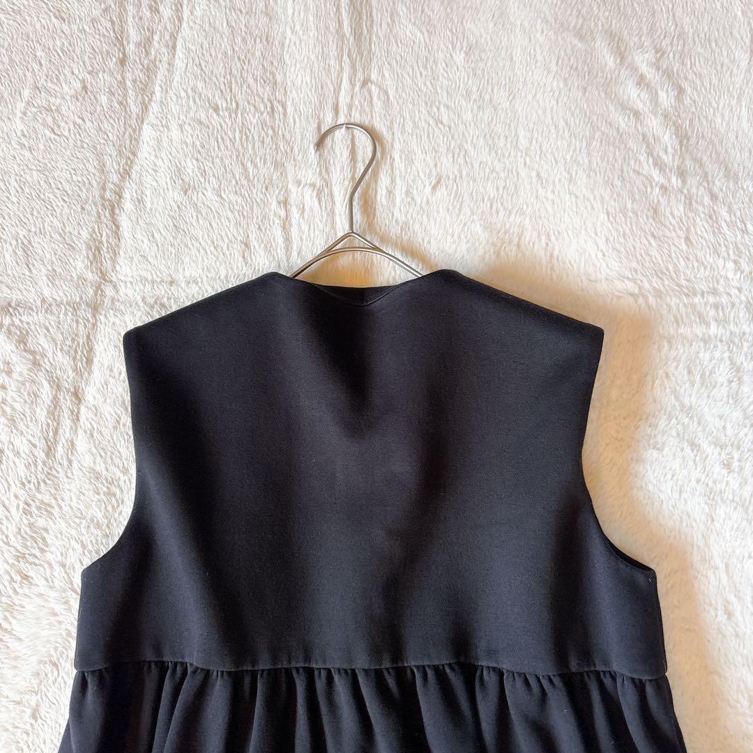 [美品]yori ヨリ ダブルクロス ジレ ベスト 完売品 黒 F