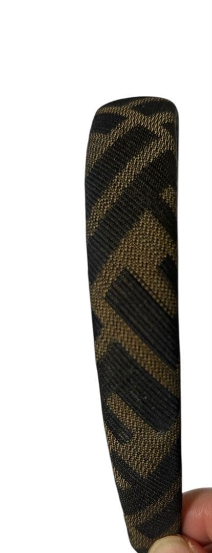 FENDI フェンディ　カチューシャ　ヘアバンド　正規品　ズッカ柄　FFロゴ