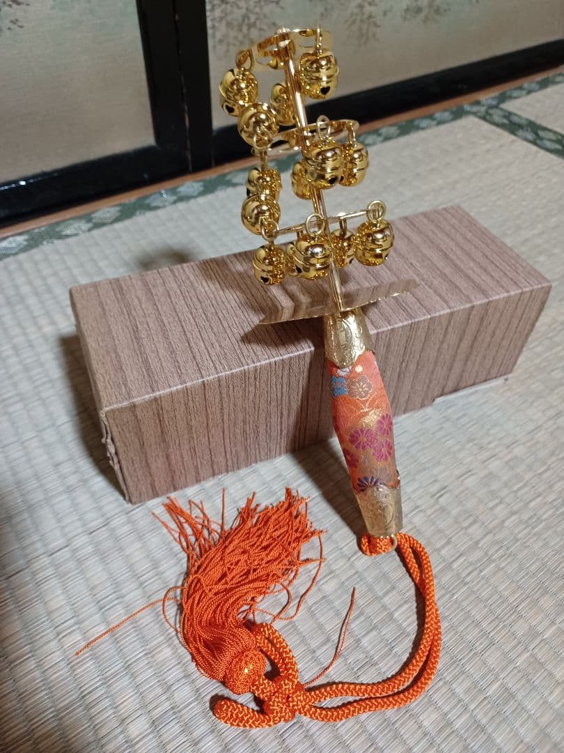 日本舞踊　三番叟の鈴