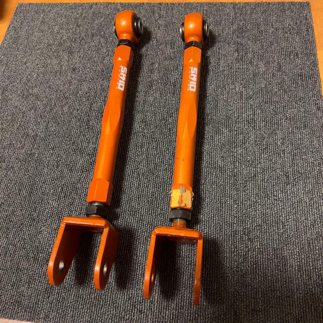 SKID RACING テンションロッド　クラウン　マークX