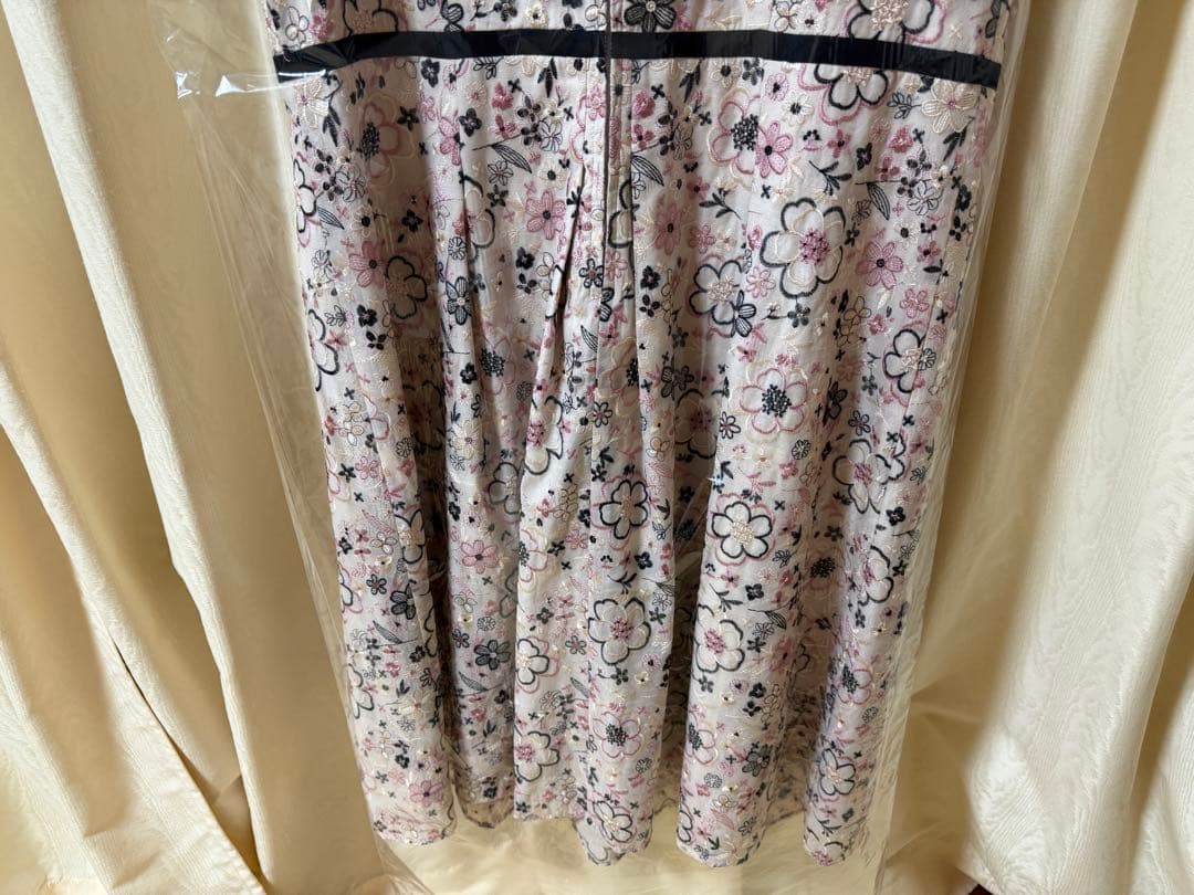 可愛いオーガンジー刺繍ワンピース ローズティアラ 46 Rose Tiara