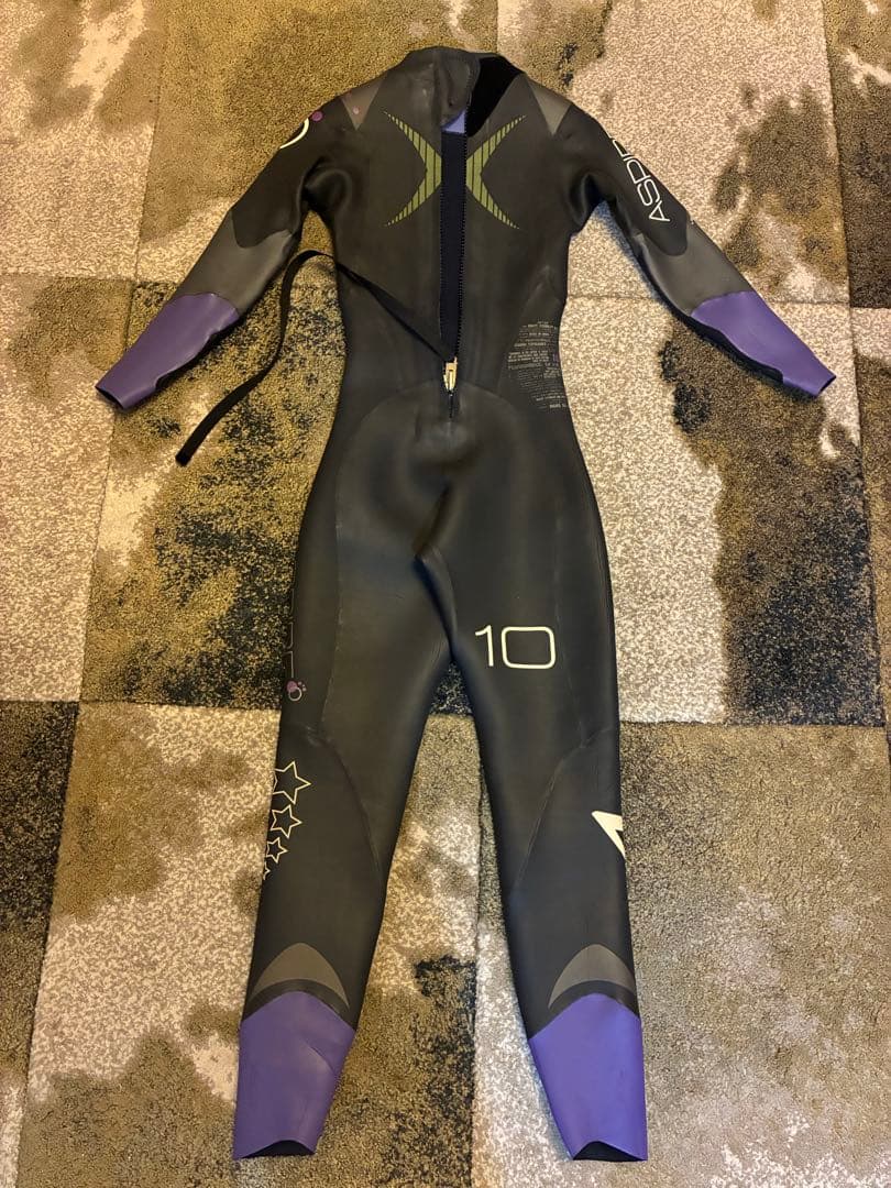 お値下げしました！トライアスロン用ウェットスーツZONE3 レディースM