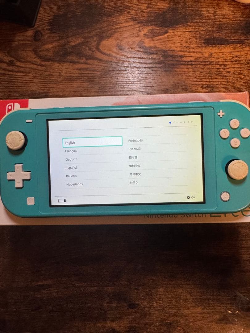 ニンテンドーSwitch Lite（水色）