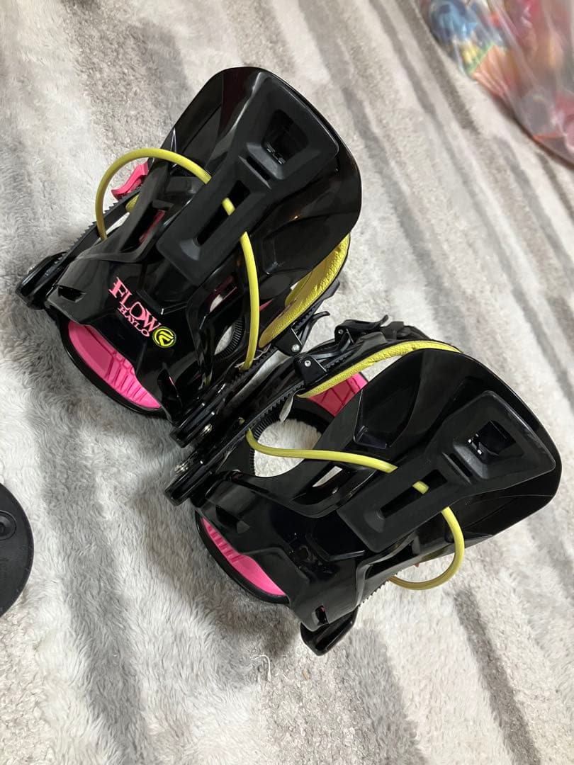 Flowビンディング　リアエントリーHaylo Black Neon　М