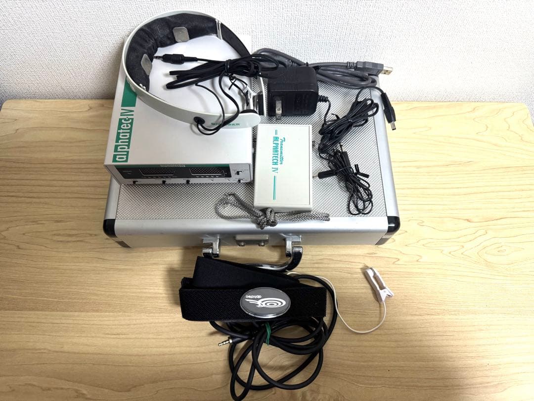 脳波測定器　アルファテック4（alphatec IV)
