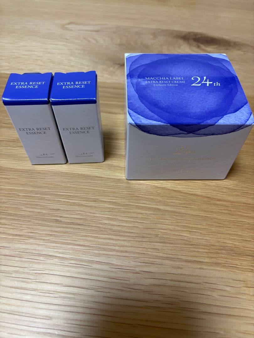 マキアレイベル エクストラリセットクリーム24 リセットエッセンス