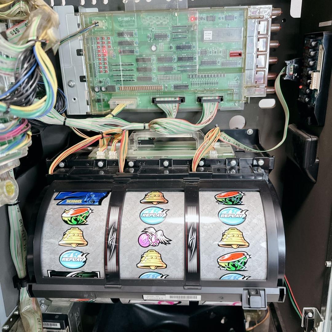 パチスロ実機 パチスロ 実機 鉄拳2nd 不要 送料込み ドアキー付属