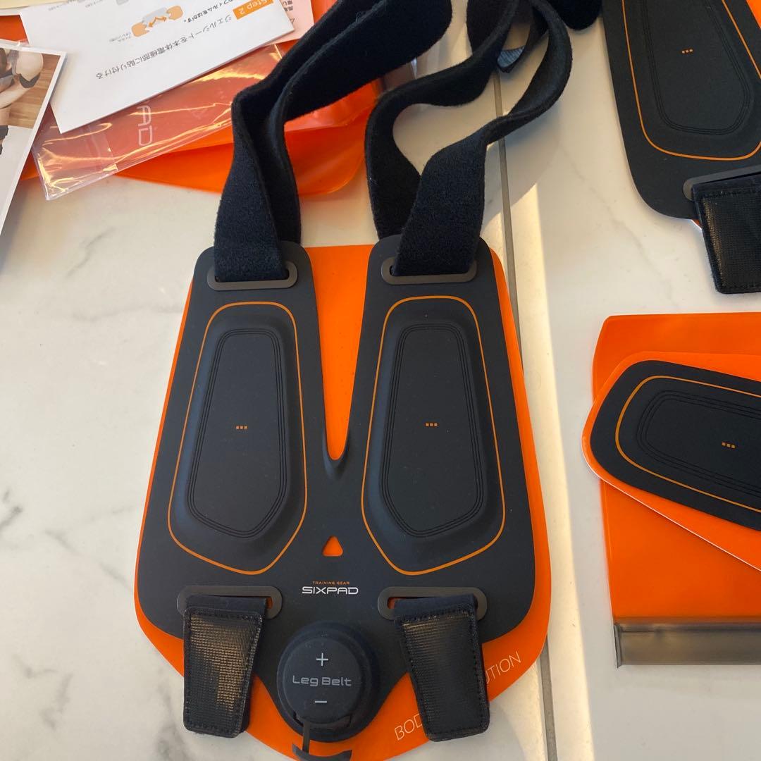 ほぼ未使用品⭐︎SIXPAD EMSトレーニングサポーター オレンジ4点セット