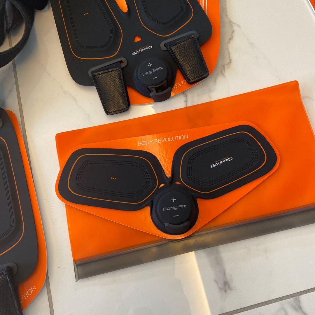 ほぼ未使用品⭐︎SIXPAD EMSトレーニングサポーター オレンジ4点セット