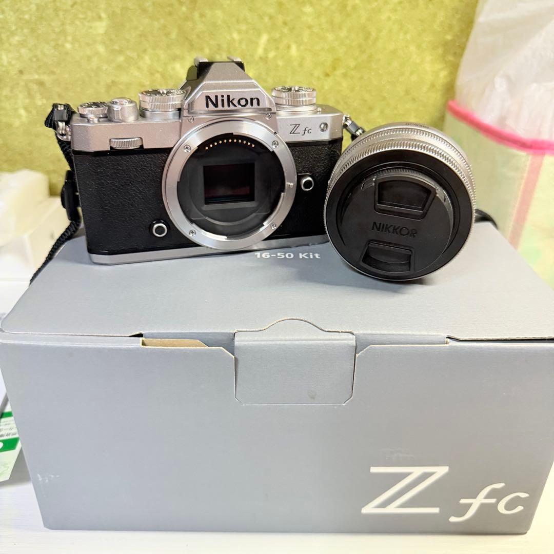 Nikon Zfc 16-50 VR レンズキット シルバー