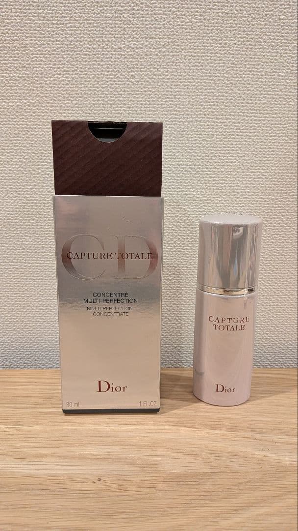ディオール　カプチュール　トータル　美容液　30mL 　Dior