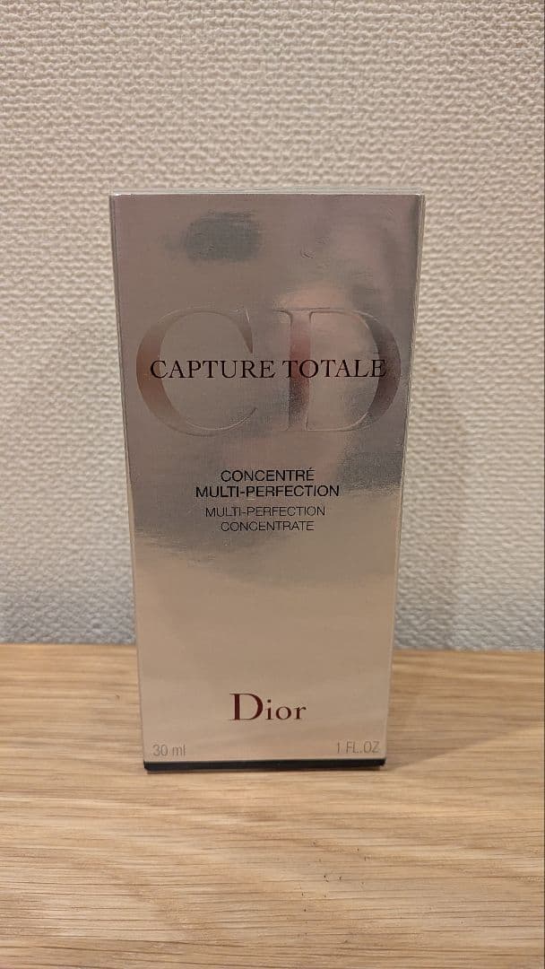 ディオール　カプチュール　トータル　美容液　30mL 　Dior