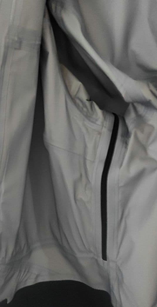 Peak performance W Glavity gtx　Jacket　M