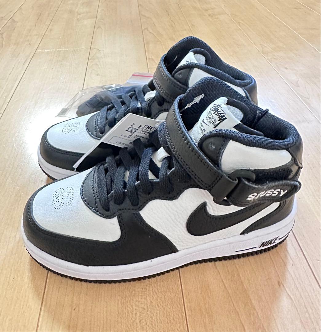 新品未使用★ Nike AIR FORCE 1 MID STUSSY 20.0㎝