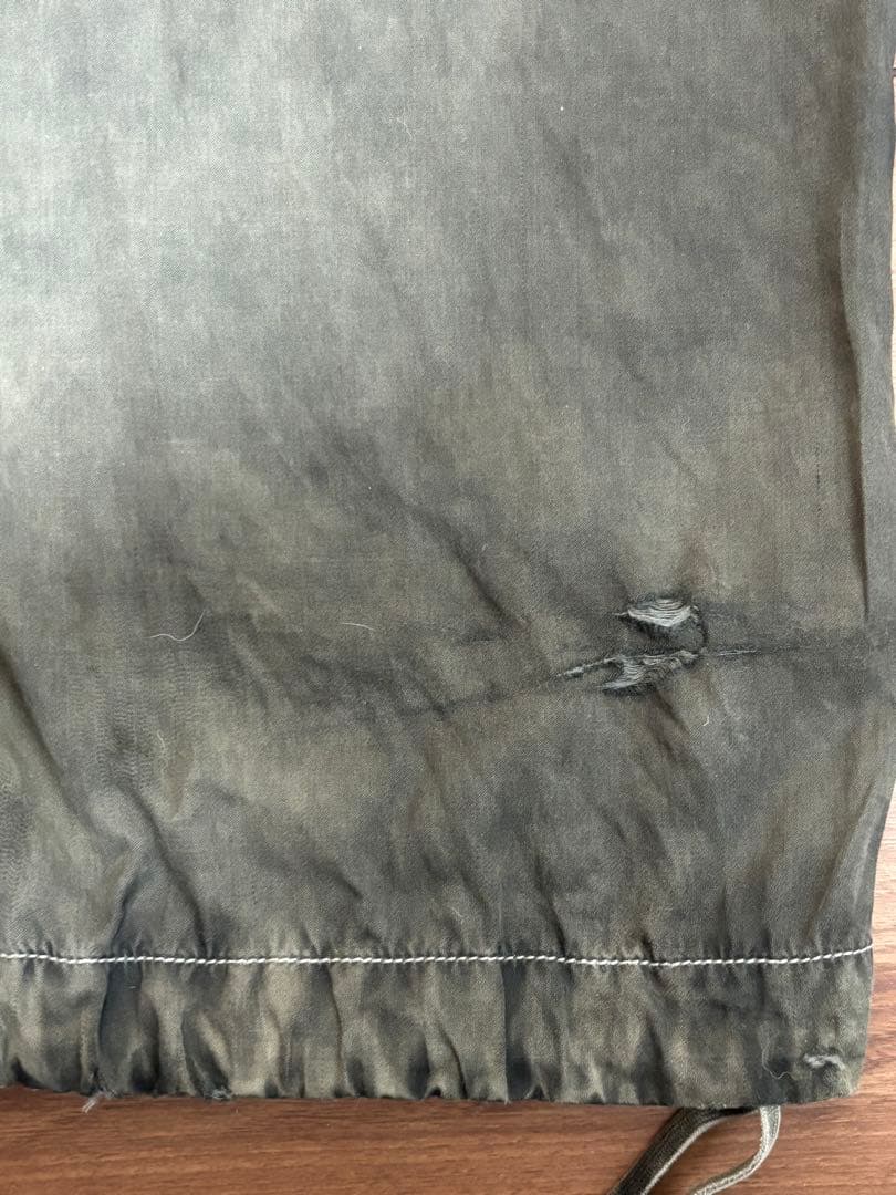 ミハラヤスヒロ　サテンパンツ　カーキサイズ40