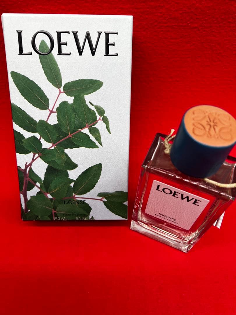 LOEWE ❣️アロマキャンドル 　　　　3点セット　インセンス
