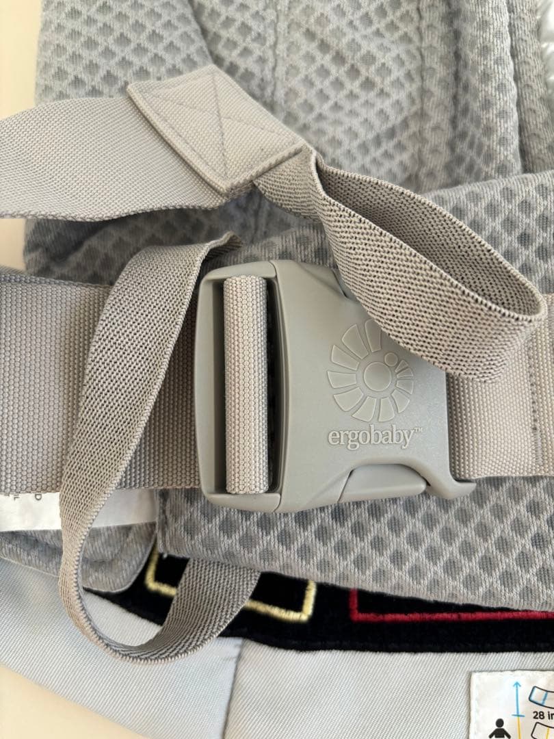 エルゴベビー　OMNI Breeze オムニブリーズ 抱っこ紐 パールグレー