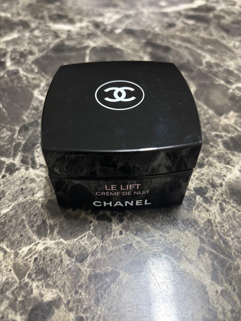 シャネル　ルリフトクレームドゥニュイ