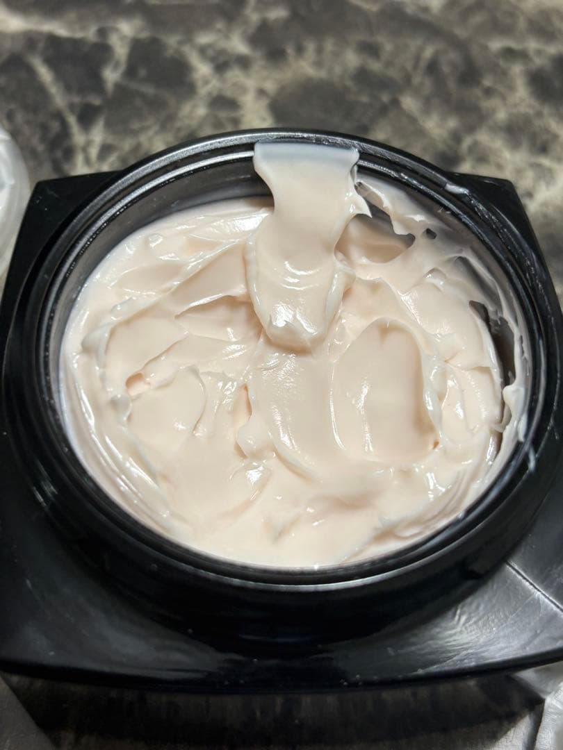 シャネル　ルリフトクレームドゥニュイ