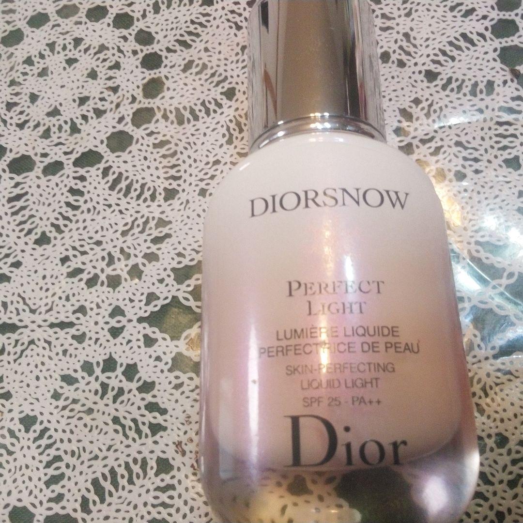 スノーパーフェクトライト　日中用乳液　化粧下地