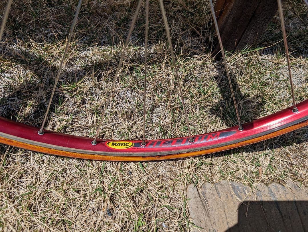 VIGORE フルオーダーロードバイク　練習用ホイール+マビックヘリウム