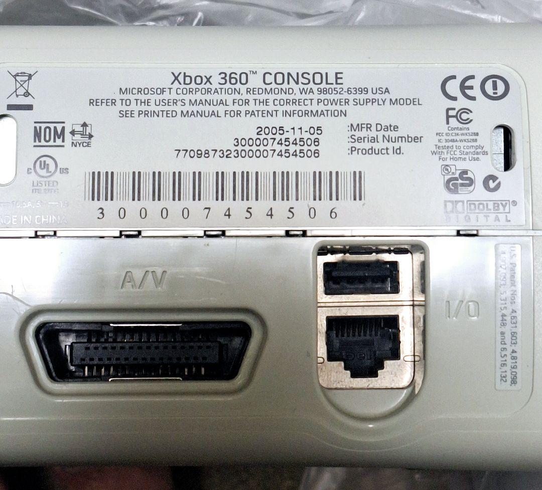 ★X-BOX 360 本体(未使用に近い)&付属品（使用有り）