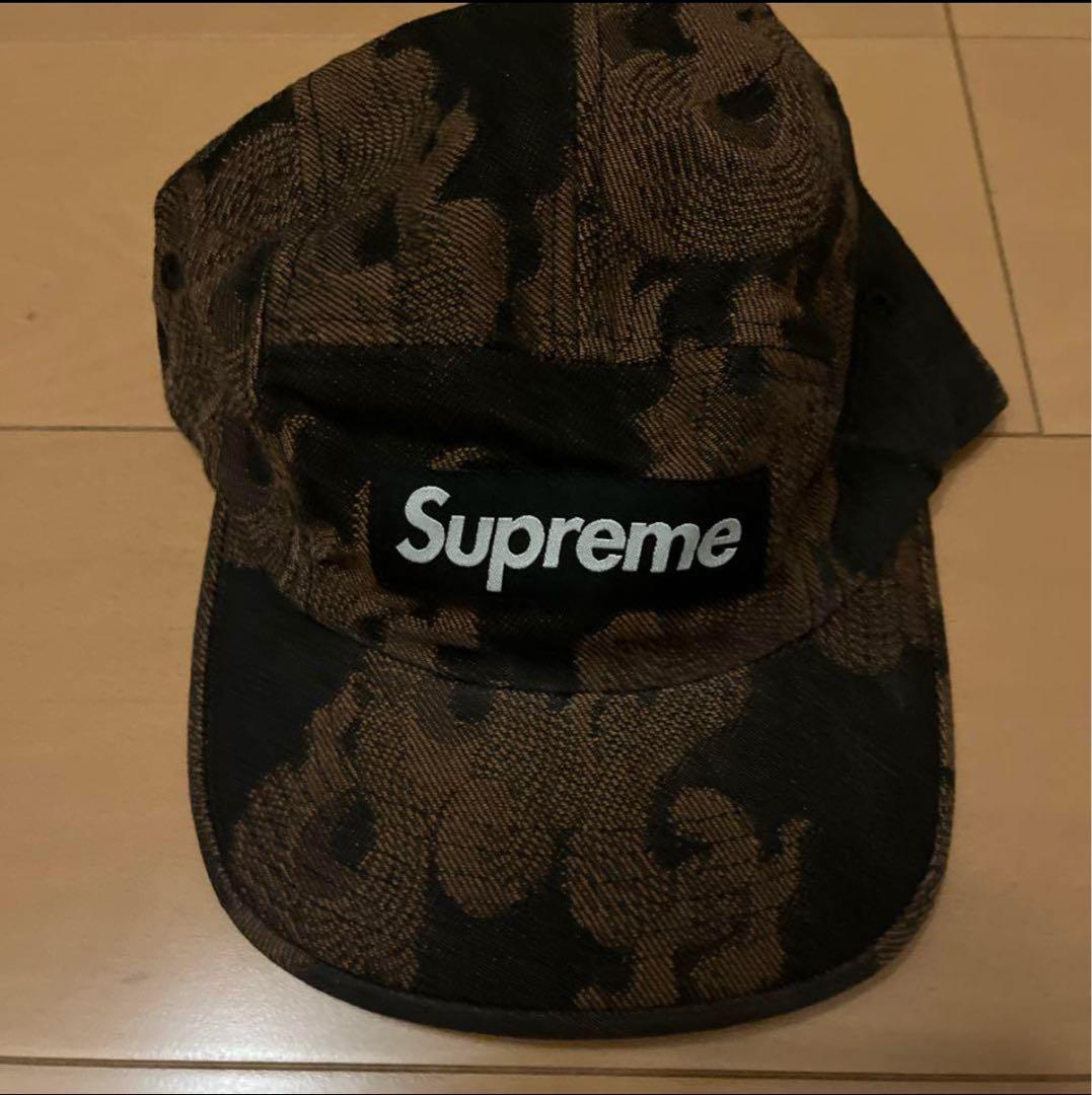 Supremeキャップ