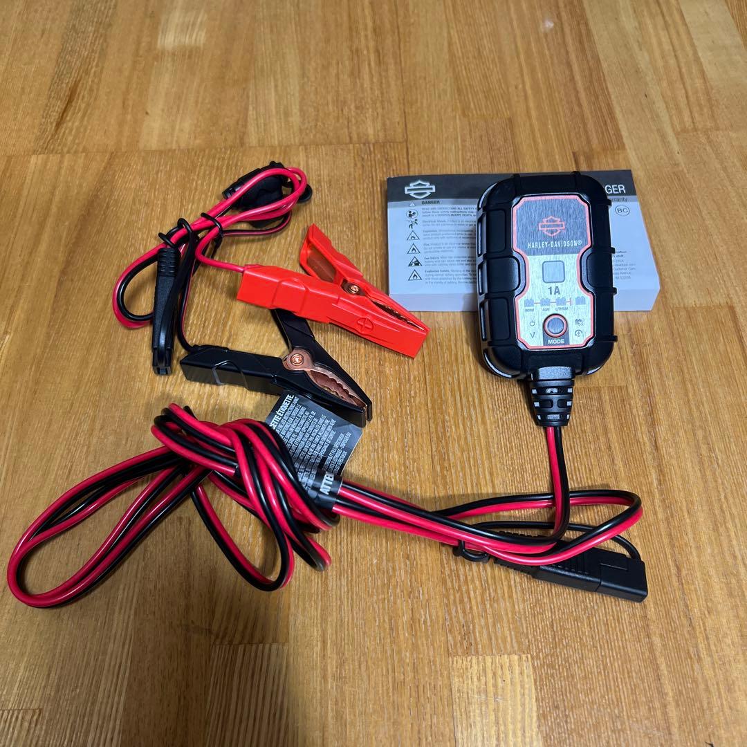 Harley-Davidsonハーレーダビッドソン　純正バッテリーチャージャー