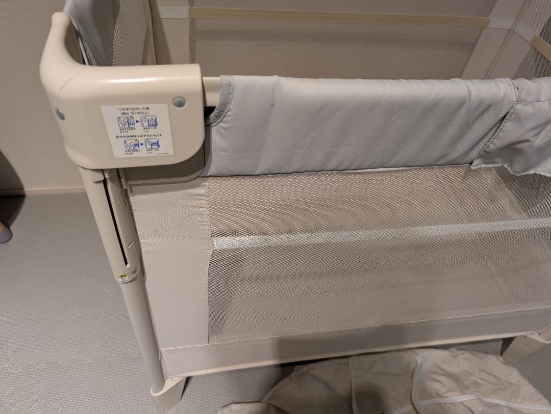 Aprica ココネルエアー　ベビーベッド　折りたたみ